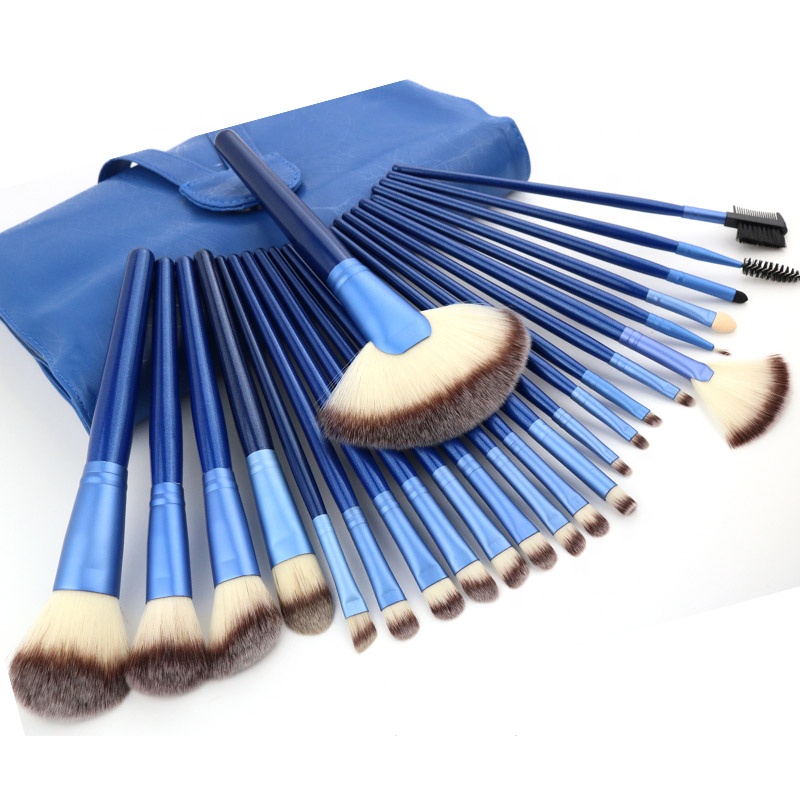 makeup brush detail 3
