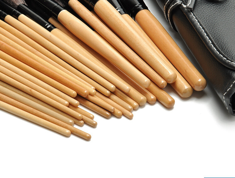 Brush set application