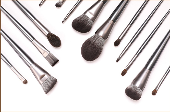 Makeup Brush Detail Image 2