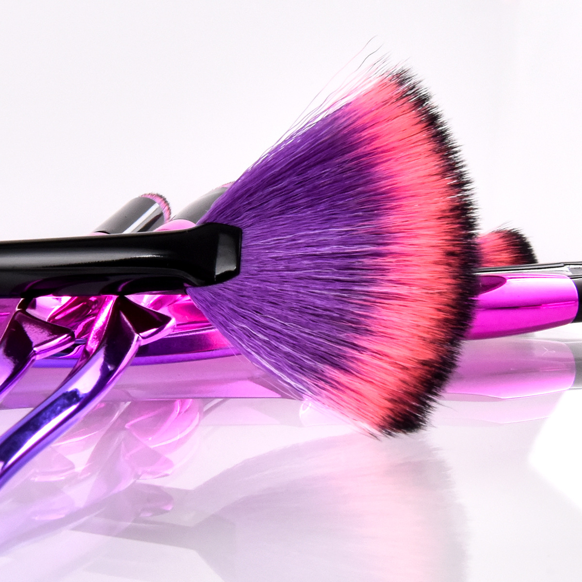 Purple Plating Handle Luxury Makeup Brush Set Makeup Brush Set Free Shipping Brush Crystal Holder for Face and Eyes Makeup Kit