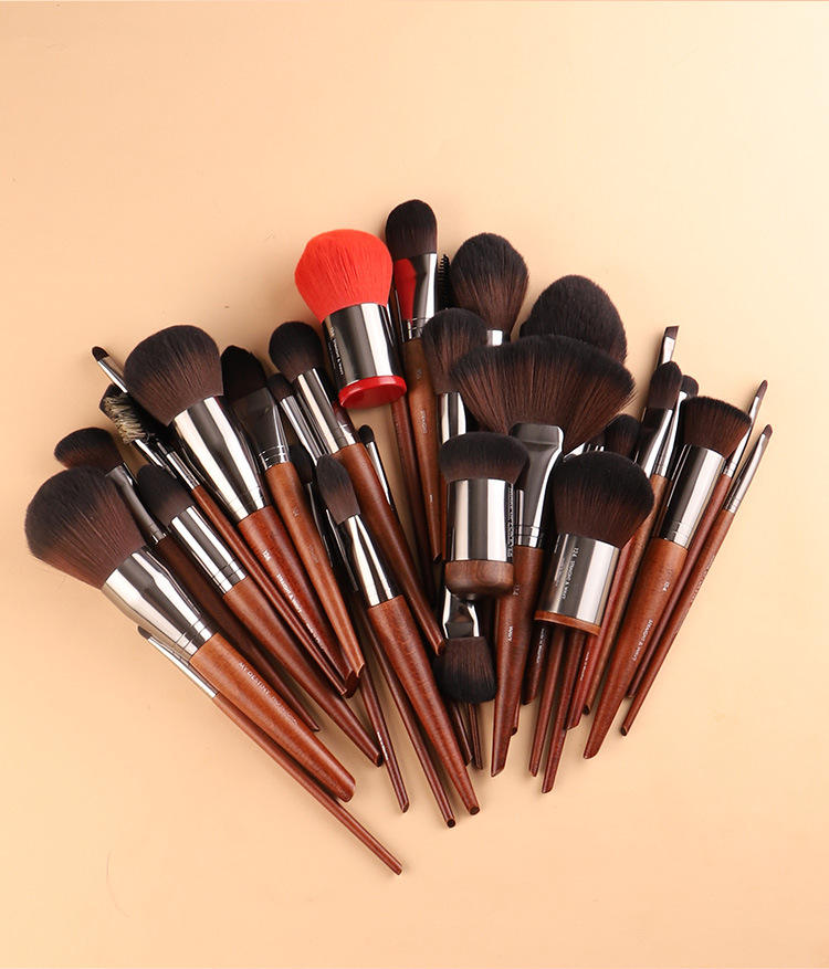 Customized Makeup Brush Set Concealer Eye Shadow Eyeliner Foundation Make-up Basic Makeup Brushes