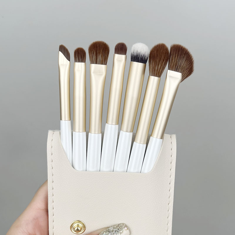 Complete Set of Makeup Tools Portable Makeup Brush 7-piece Kit Practical Blush/Highlight/Loose Powder/Foundation/Concealer Brush