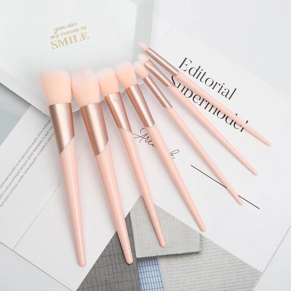Professional Beauty Tools 7PCS Champagne Makeup Brushes Set Cosmetic Foundation Powder Blush Eyeshadow Kabuki Blending Make up Brush
