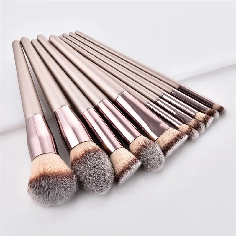 Champagne Gold Makeup Brushes Features