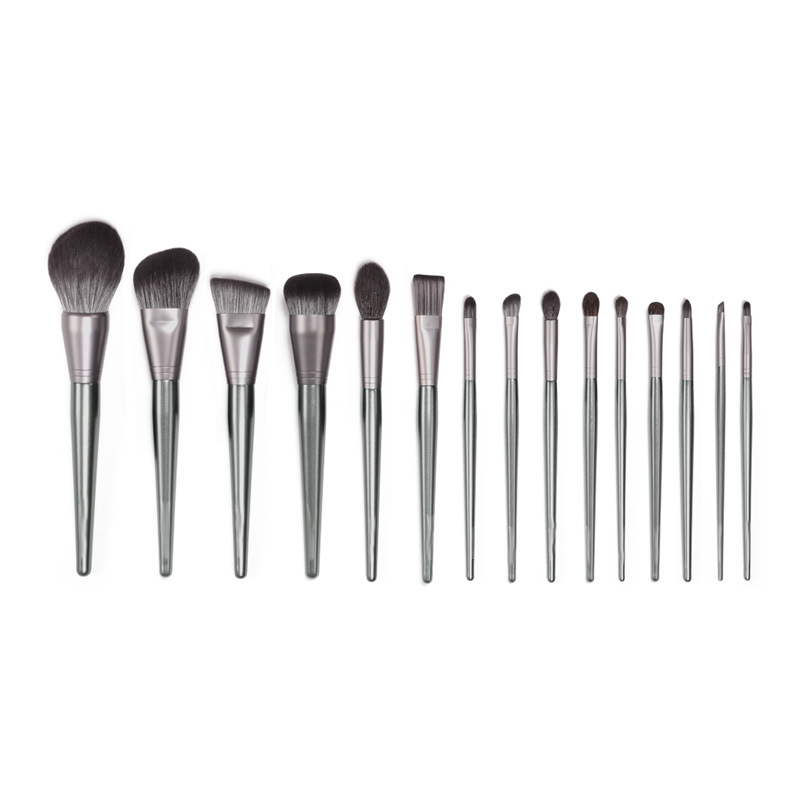 Makeup Brush Detail Image 1