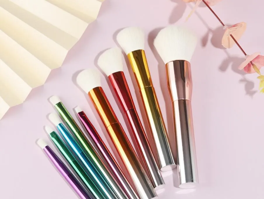 Best Makeup Brush Wholesale Plastic Handle Private Label Make up Tool Powder Contour Bueart Cosmetic Makeup Brushes Set