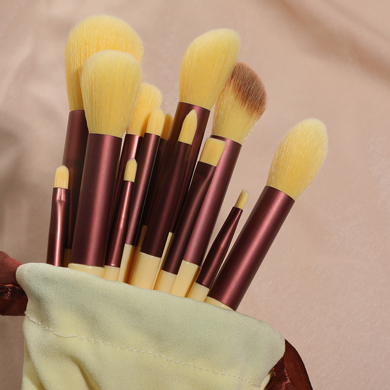 13pcs Professional Flat Makeup Brushes Set with Bag Includes Foundation Blending Eyeshadow Tools for Travel