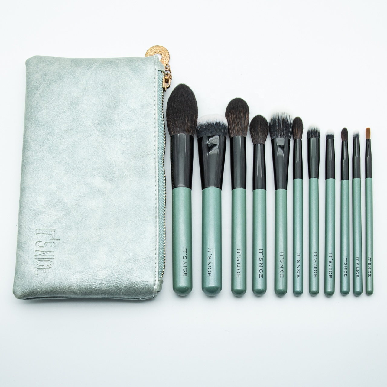 RTS Wholesale High Quality 11-Piece Celadon Makeup Brush Set Synthetic Hair Wood Handle with PU Zipper Bag for Face Eye Makeup