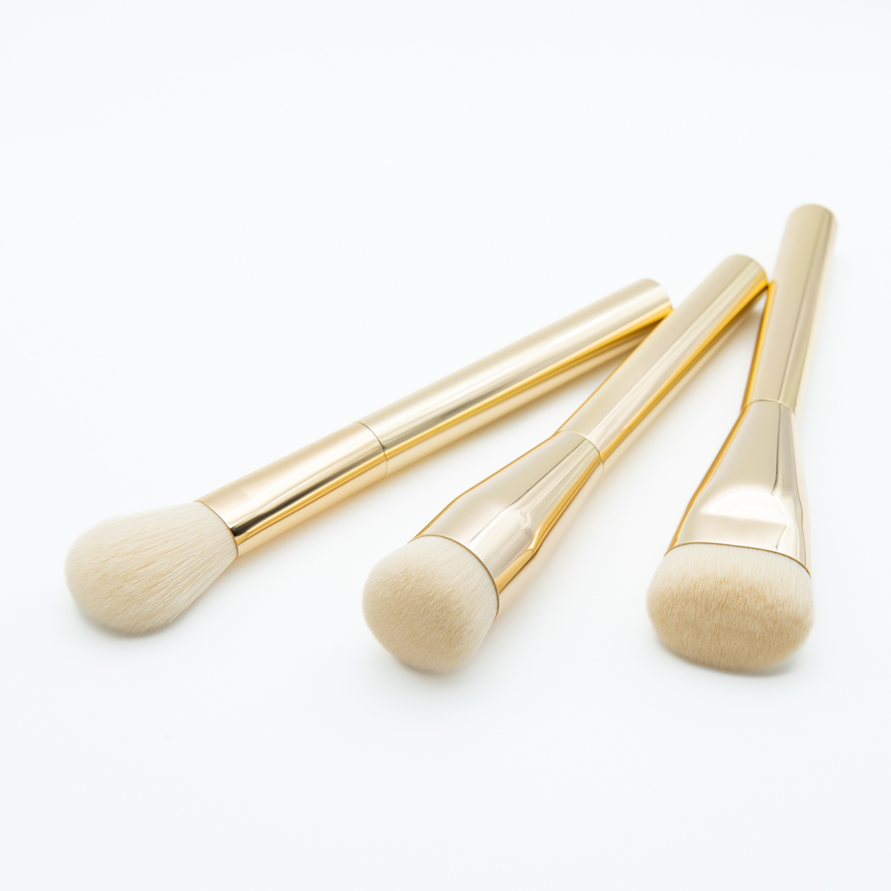 Custom Private Label Fashion Style Soft White Hair 3 Pcs Gold Makeup Brush Set With Foundation Brush
