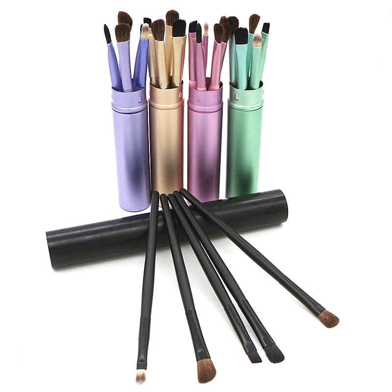 Makeup Brush Details 1
