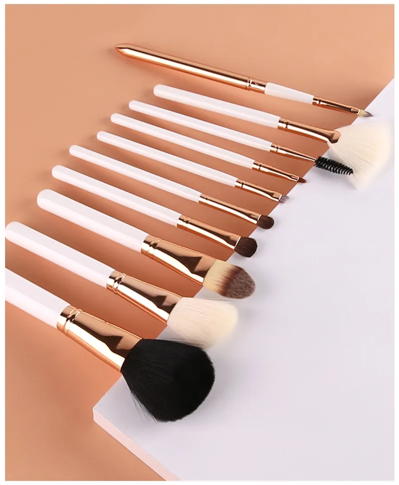 Makeup Brush Detail View 3