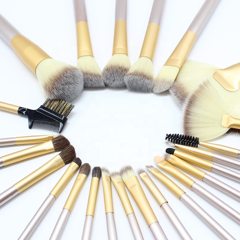 Personalized Unique Luxury 24-Piece Private Label Foundation & Powder Makeup Brushes Set Eye Use Wood Handles Synthetic Hair
