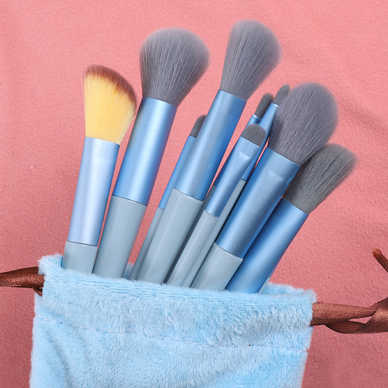 Lanson Hot Sell Professional 13 Pcs Green Color Handles Make up Brushes Set for Make up Tool With Flannel Packaging