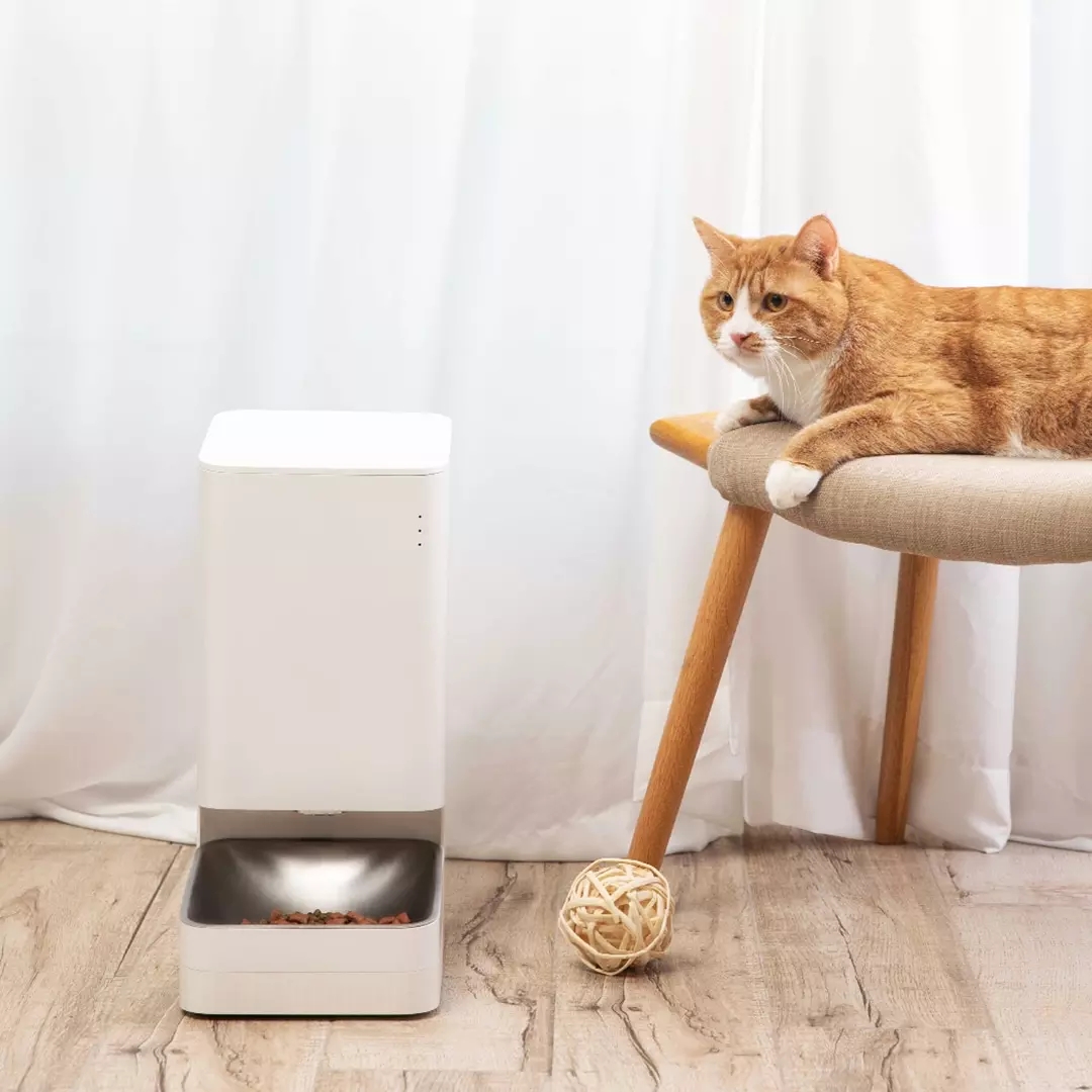 Mi Mijia Smart Pet Feeder Automatic Feeding Timing Design Keep Food Fresh Make a Pet Diet Plan Work With Mi Home App