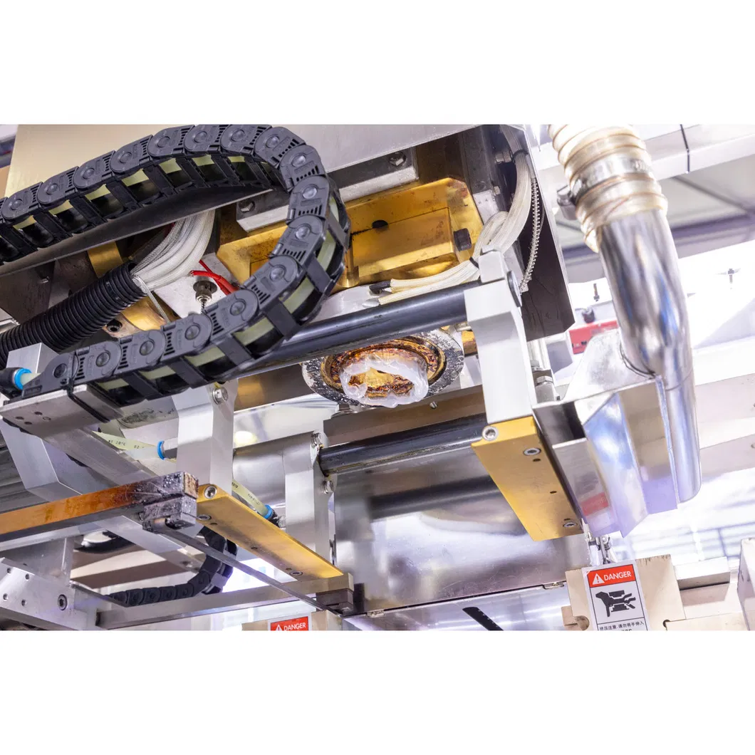 PE/PP Pneumatic Lifting Liquid Filling Equipment IV Solution Bottle Blow-Fill-Seal System