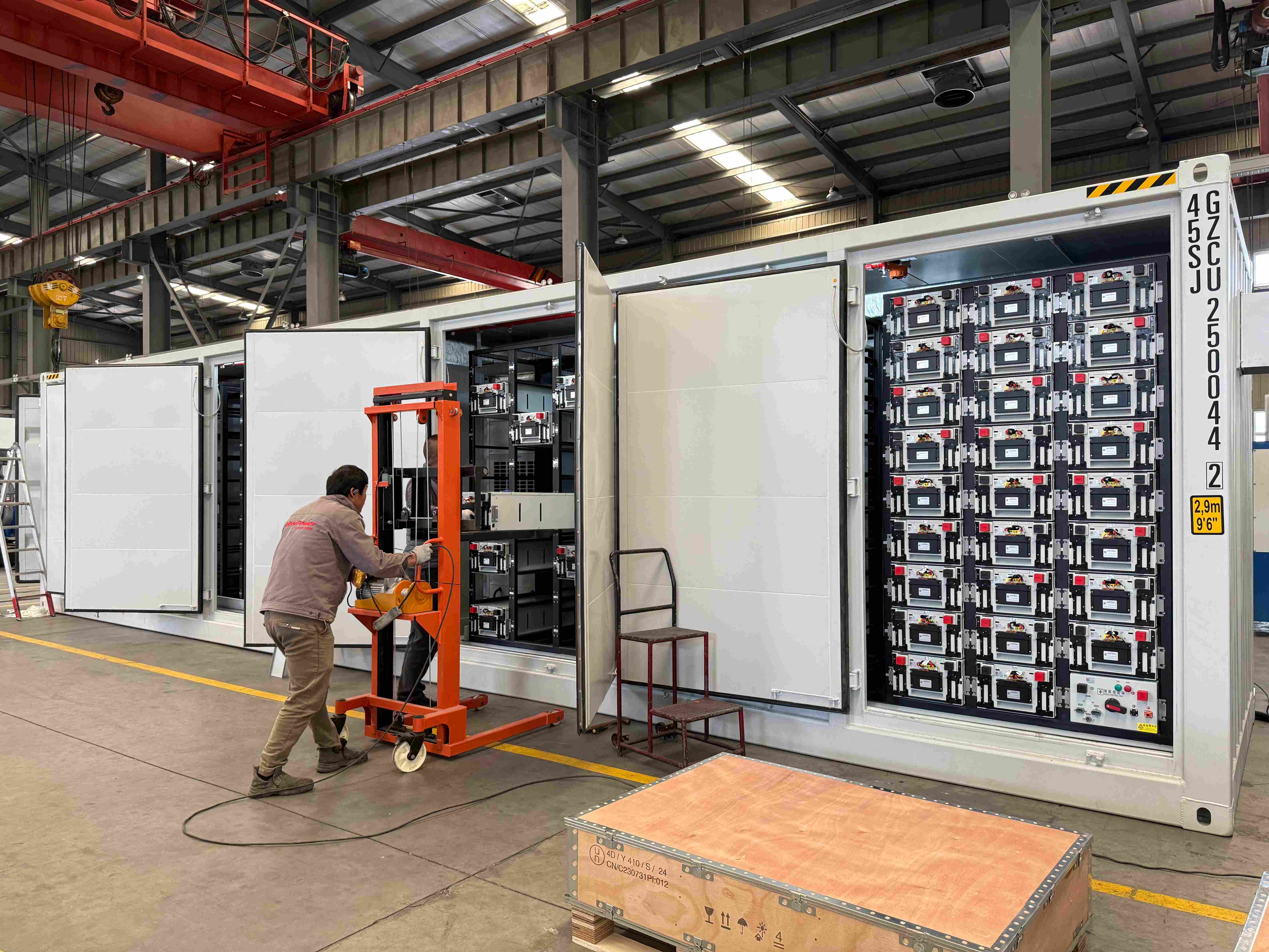 BESS 1MWh 2MWh Lithium Ion Batteries Container BESS Solar System Battery BMS PCS Power Energy Storage