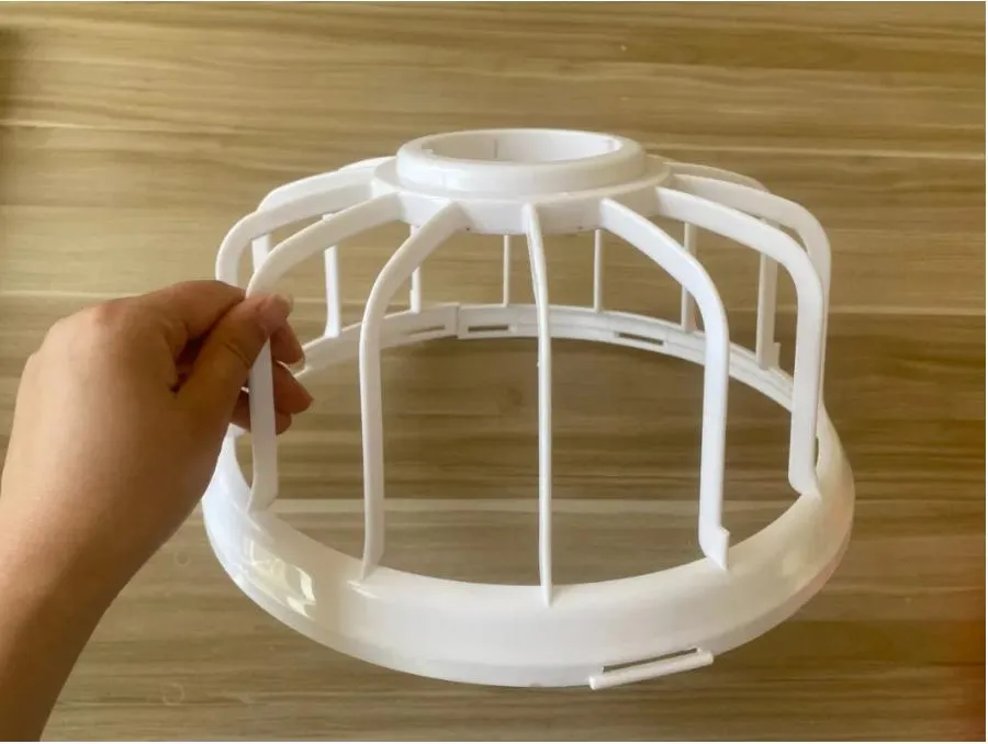 Broiler Pan Feeding System Details