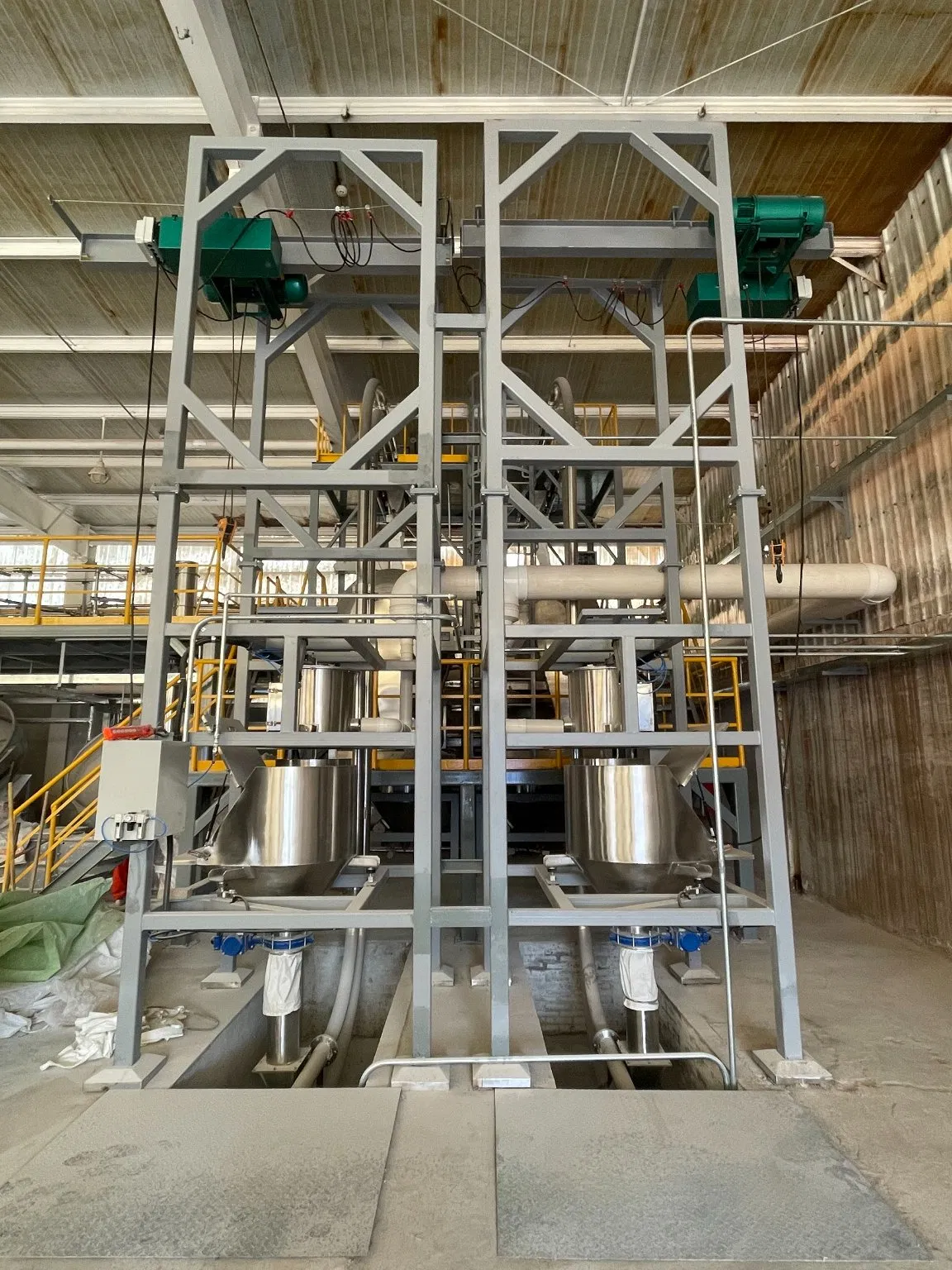 Advanced Dust-Free Large Bag Feeding System for Material Transfer