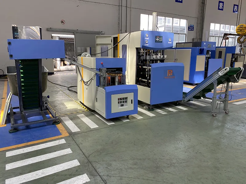 Auto Preform Loading 4 Cavities Hand Feeding Pet Plastic Water Bottle Blowing Molding Making System