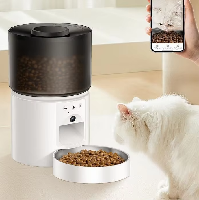 Smart Pet Automatic Feeder with Remote Phone Control Timed Portion Feeding Design for Indoor Cats Dogs Food Storage Container