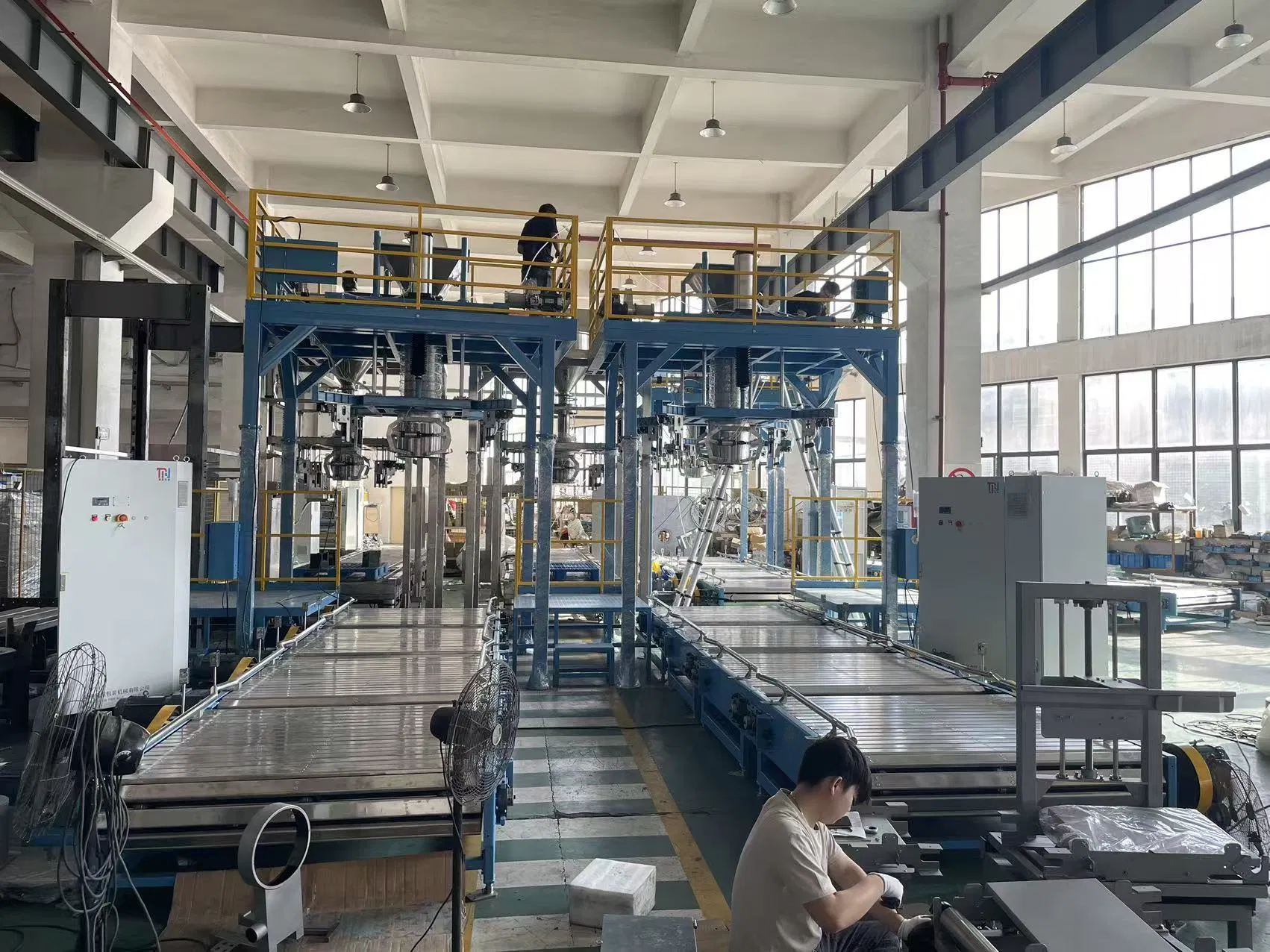 High-Performance Large Bag Packaging System for Industrial Use
