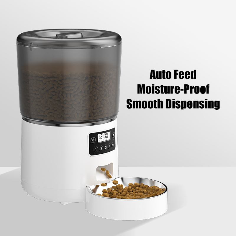 Automatic Pet Feeder Detail 3