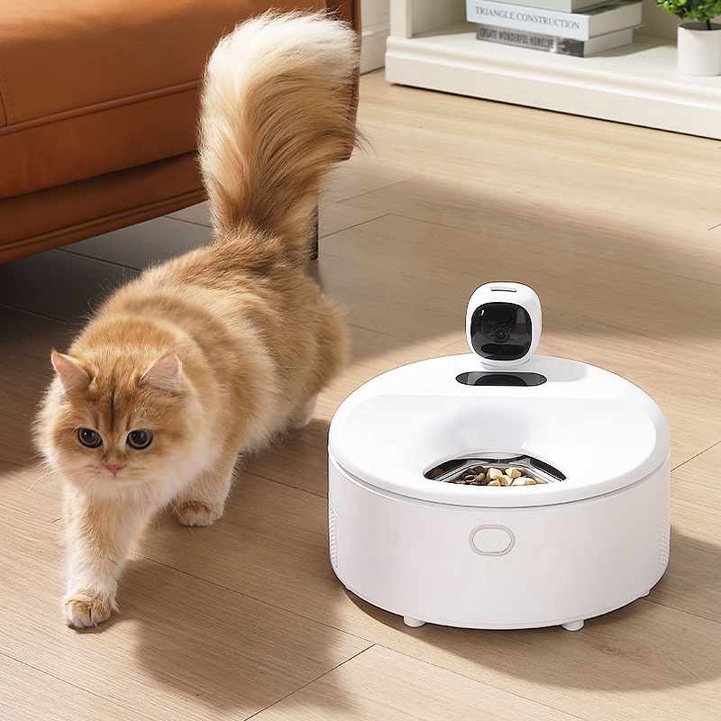 Wholesale Programmable Smart Automatic Wet Food Fridge Feeder for Dogs Cats Powered Fresh Meal Dispenser Portion Control