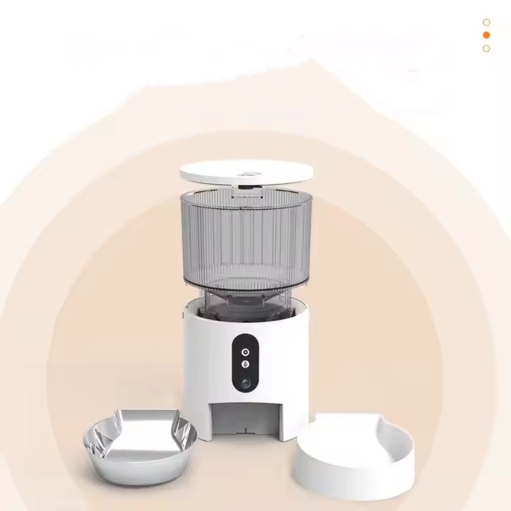 OEM Automatic Pet Feeder Set Durable Plastic Auto Food and Water Dispenser with Leak Proof Feature
