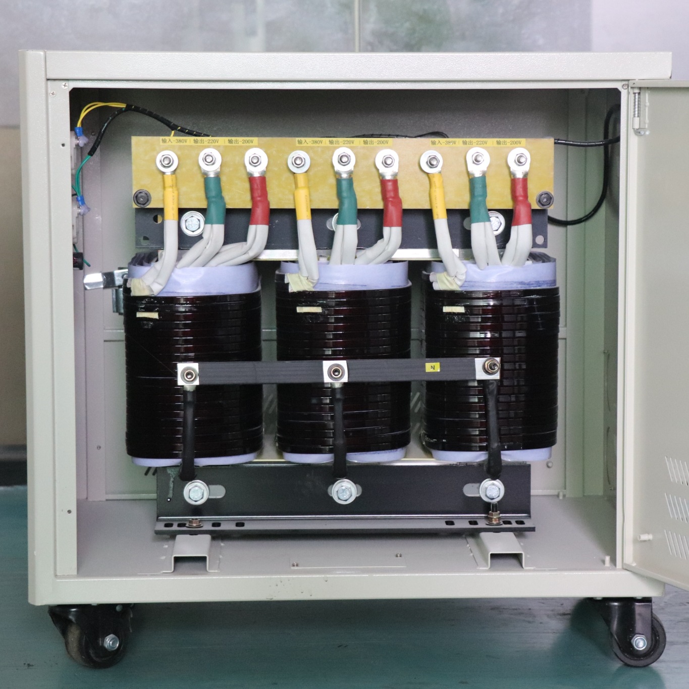 5KVA 10KVA 15KVA 20KVA 25KVA 600V 480V 440V 415V 400V 380V 220V 110V 3 Phase Step up Step Down Transformer with Enclosure