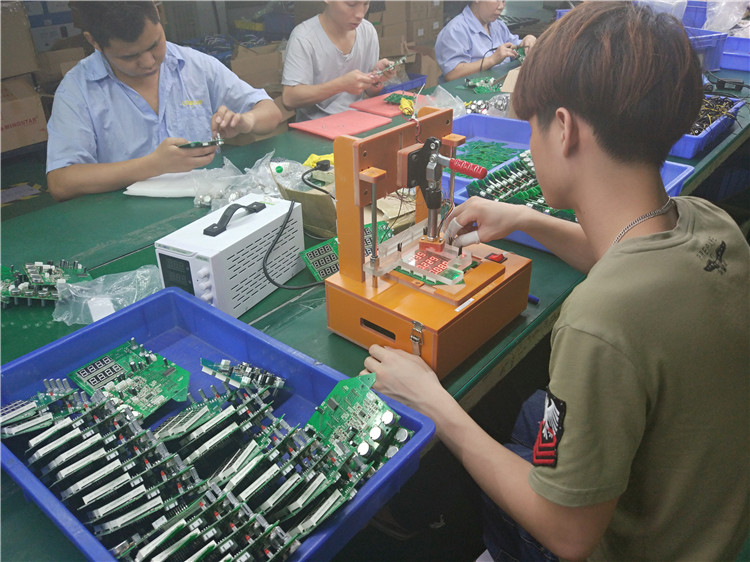 Circuit board test