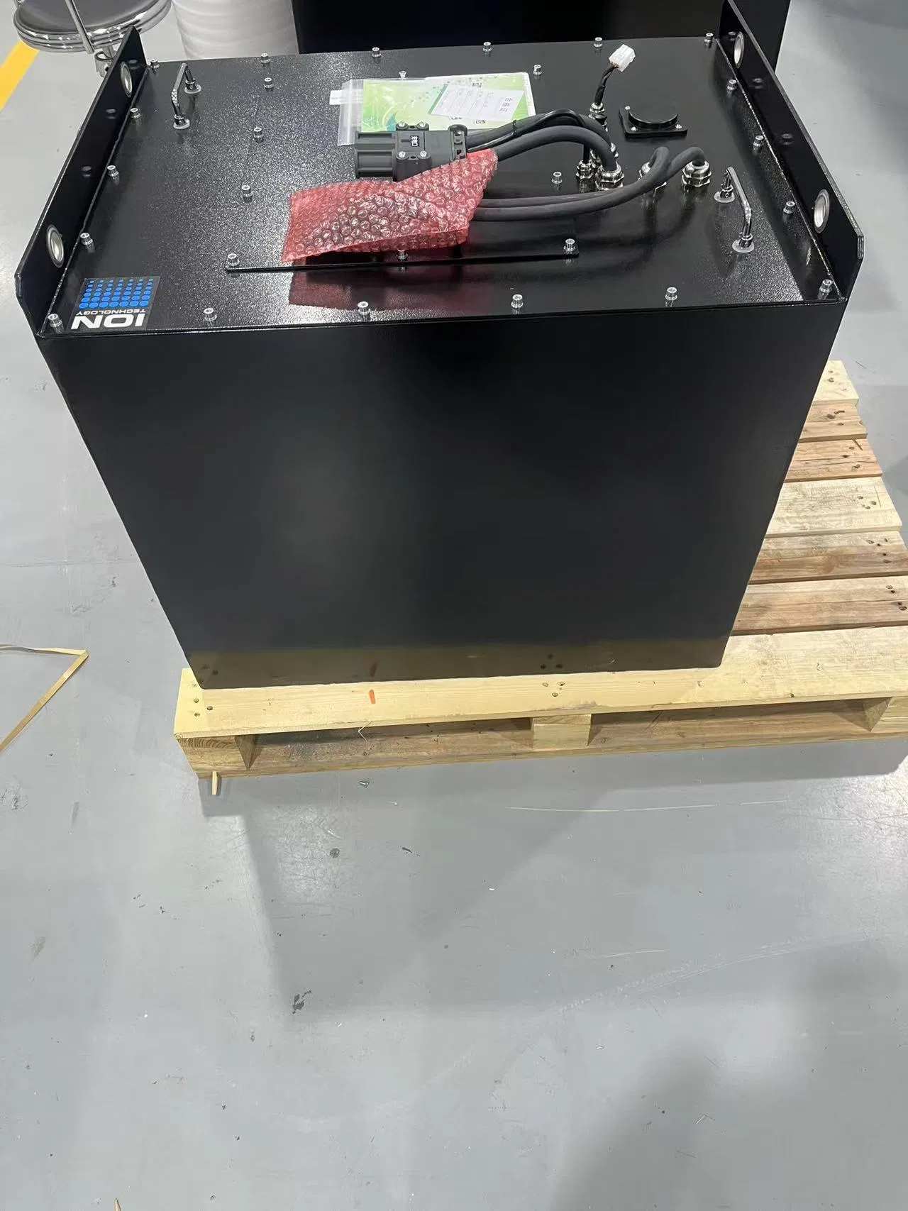 Durable 48V 456ah Lithium Battery for Forklift Applications