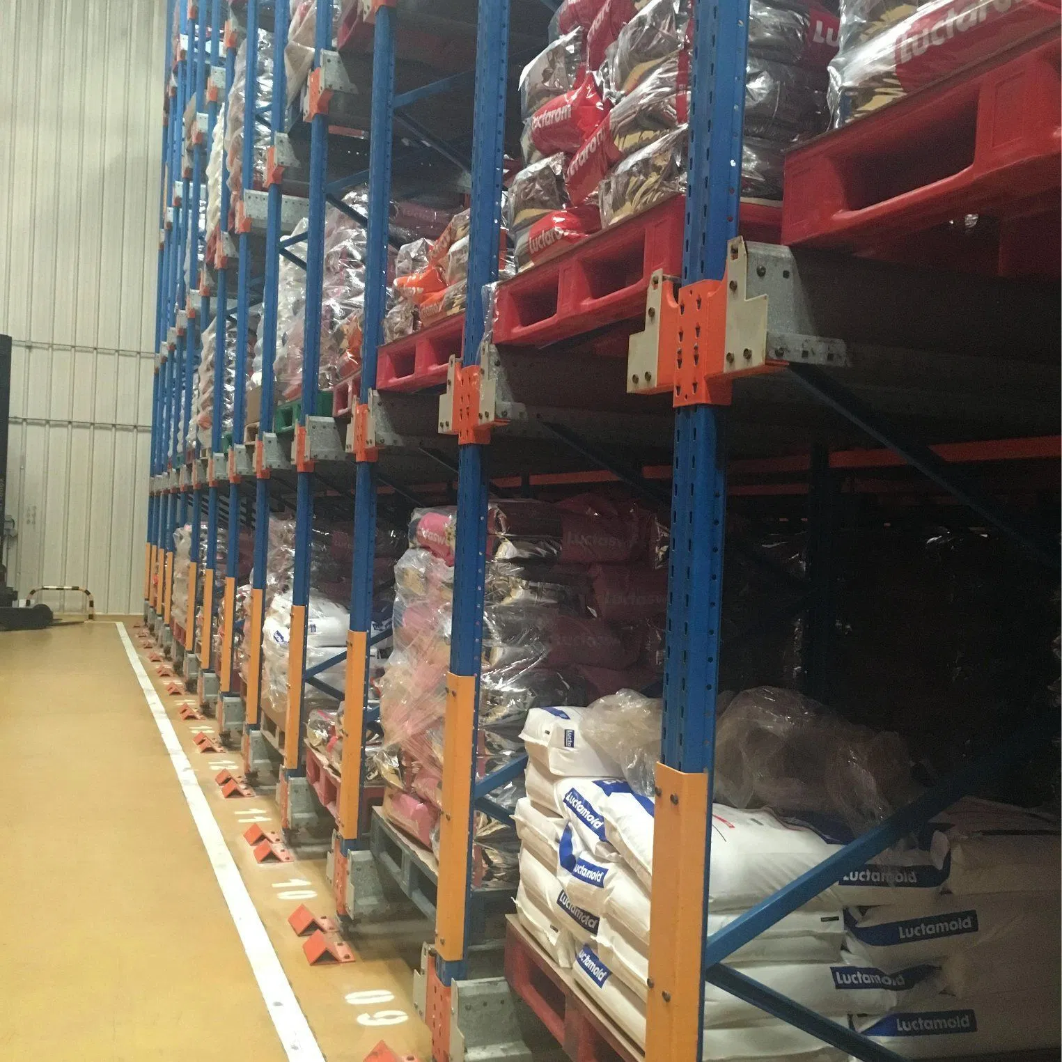 Heavy-Capacity Radio Shuttle Pallet Pooling System for Shared Automotive Manufacturing Logistics Parks