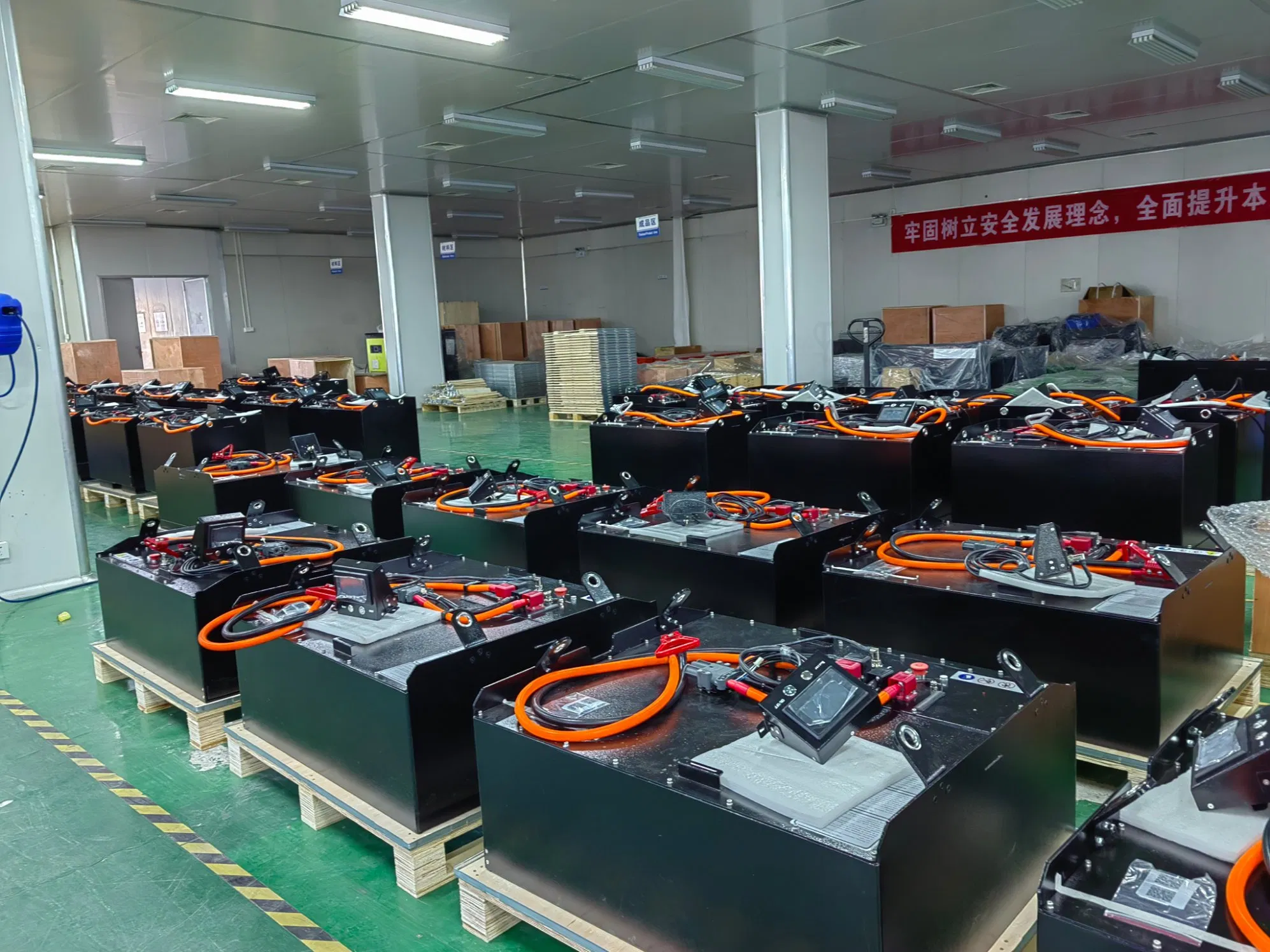 Cbb 80V 400ah Lithium Battery for 3t Forklift LiFePO4 Battery for Tractor/Vehicle
