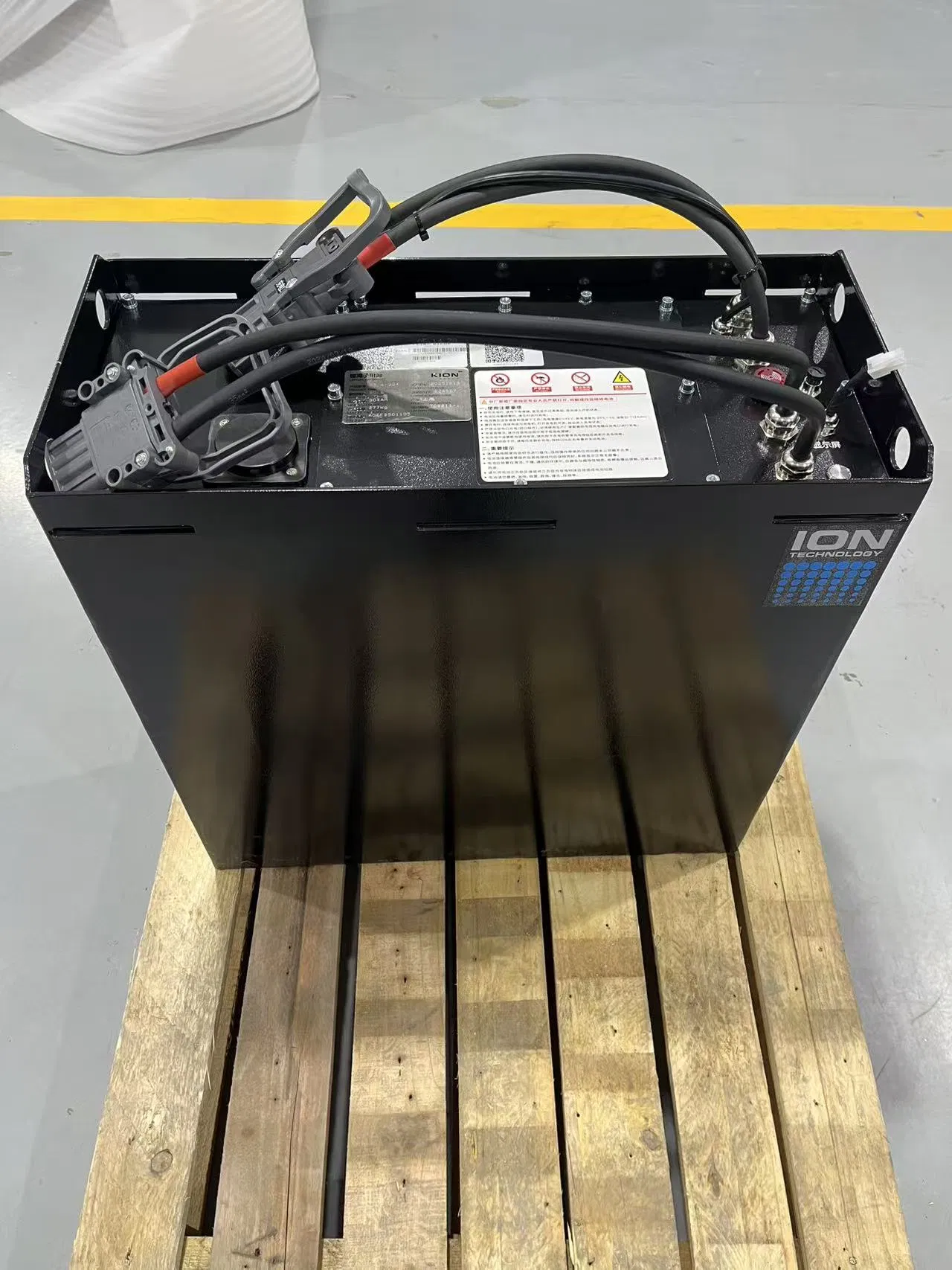 High Capacity 25.6V 315ah Lithium Battery Pack for Forklifts