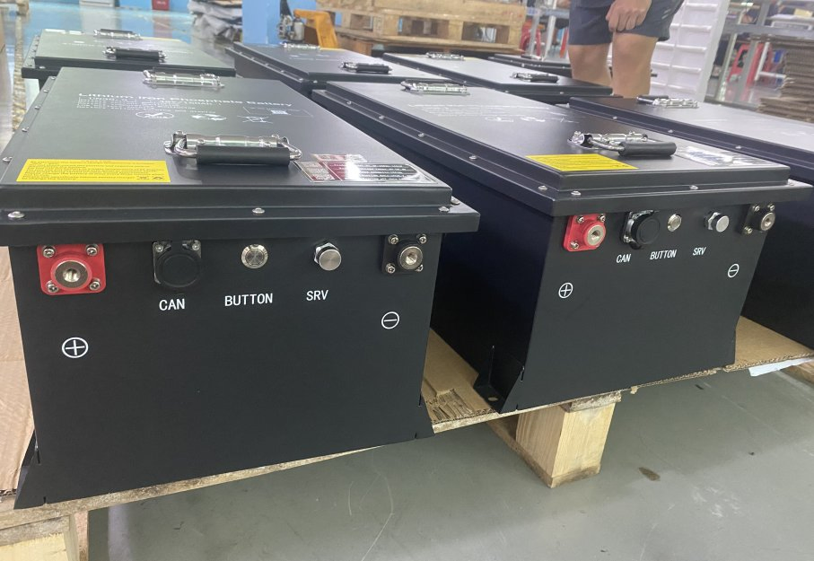 Kebe OEM Factory Price Golf Cart Lithium Ion LiFePO4 Battery Pack 51.2V 105ah 150ah 72V 105ah 5 Years Warranty