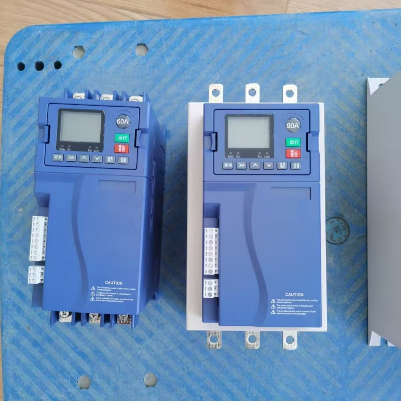 Arrancador suave inteligente con pantalla LCD para fácil operación