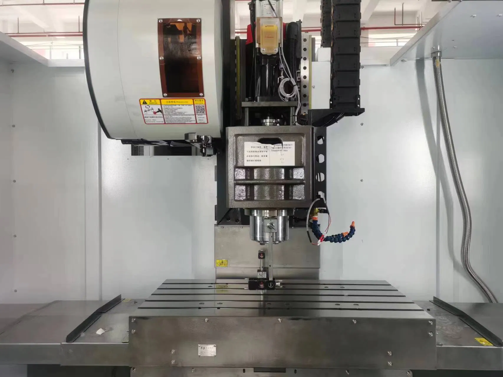 Centro de mecanizado horizontal de máquina de fresado CNC con motor servo de alta potencia