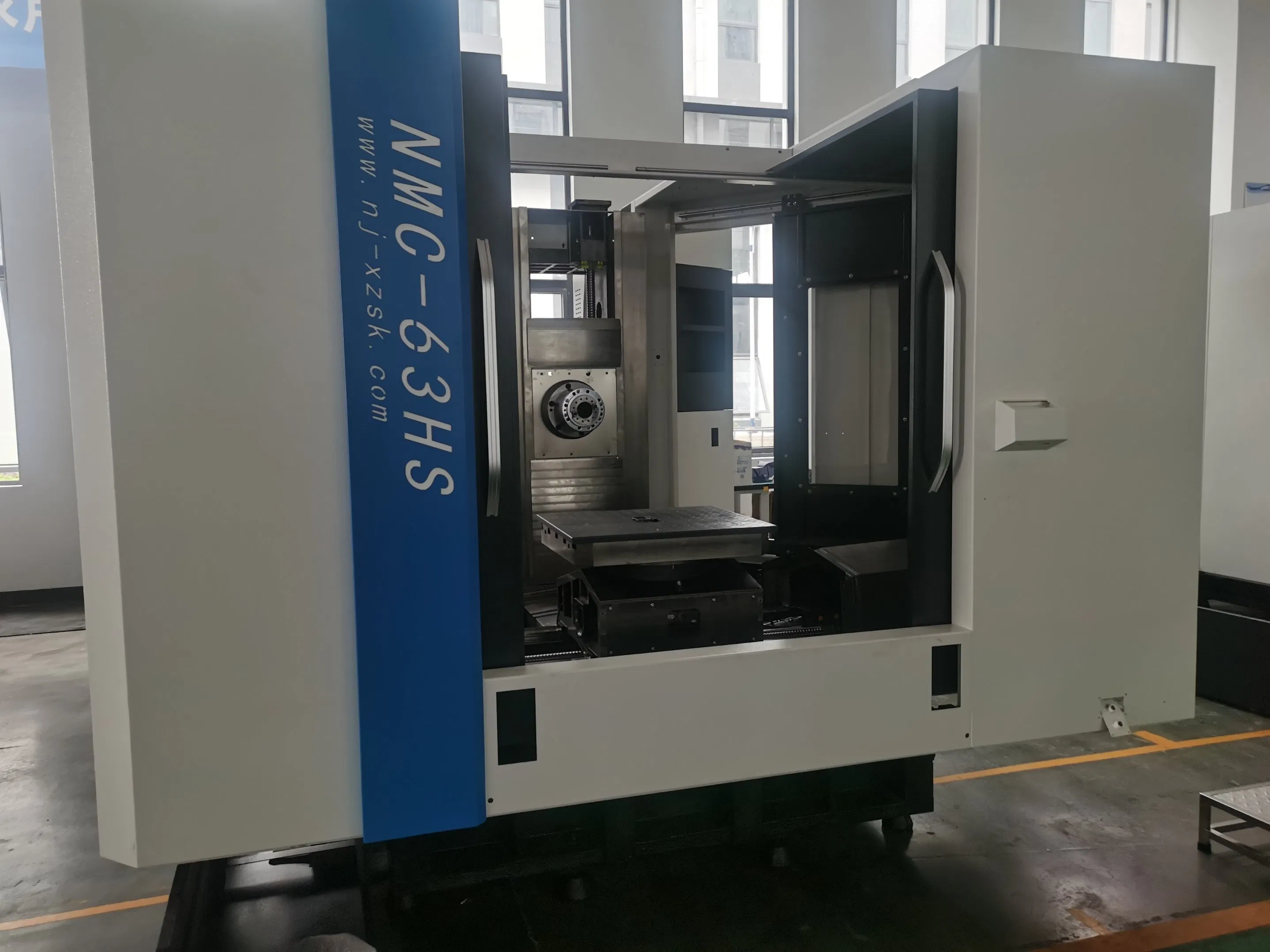 Centro de mecanizado horizontal de máquina de fresado CNC con motor servo de alta potencia
