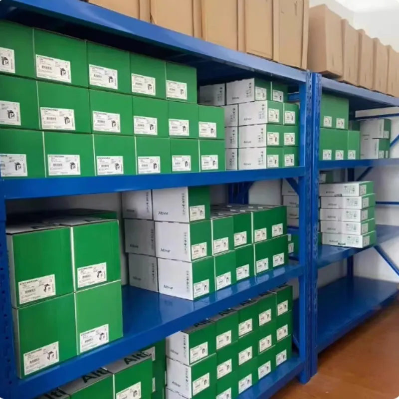 Arrancador manual térmico magnético Tesys Deca Gv2p de Schneider Electric, 0.15-25A