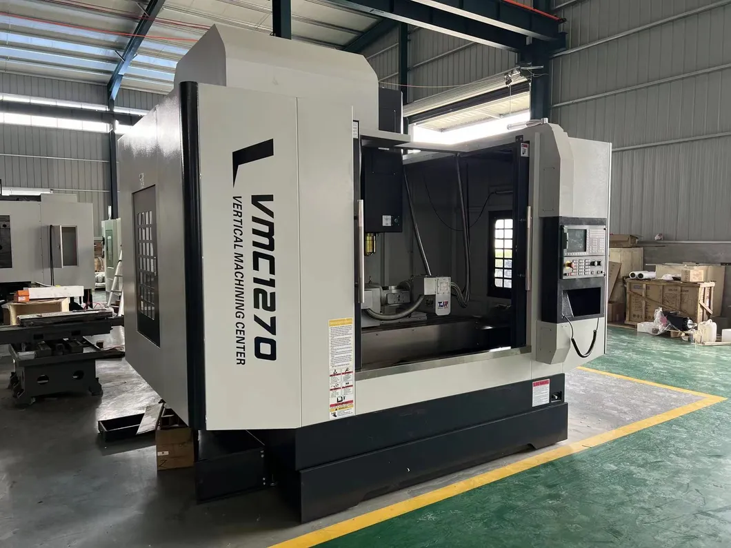 Centro de Mecanizado Vertical de Alta Precisión Vmc1370 para Uso Industrial