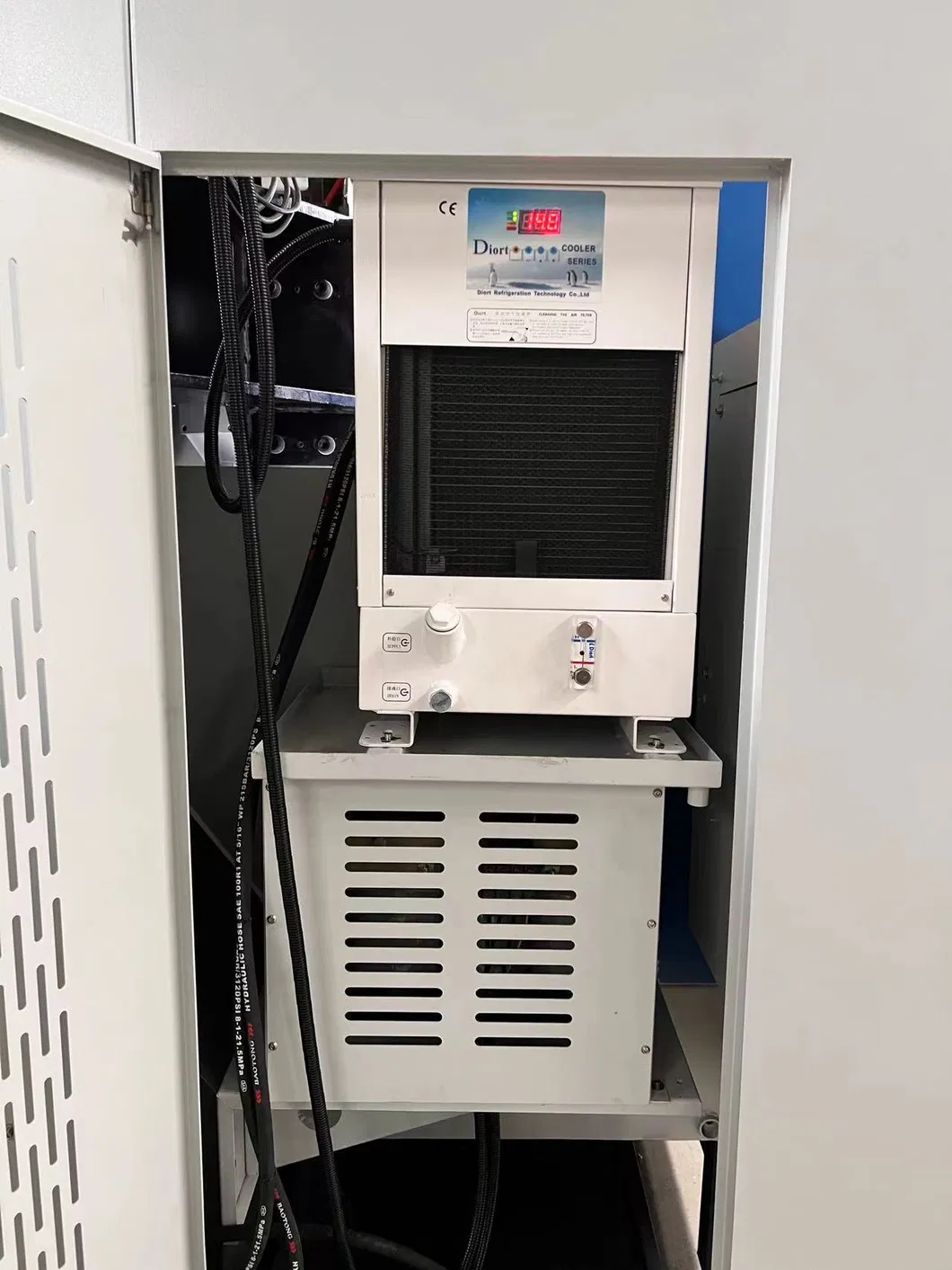 Centro de Mecanizado Vertical de Alta Precisión Vmc1370 para Uso Industrial
