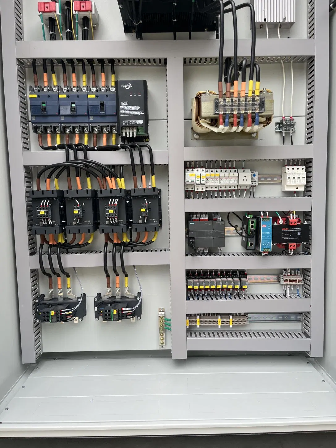 55kw Panel de Control de Frecuencia Variable para Bomba de Agua VFD