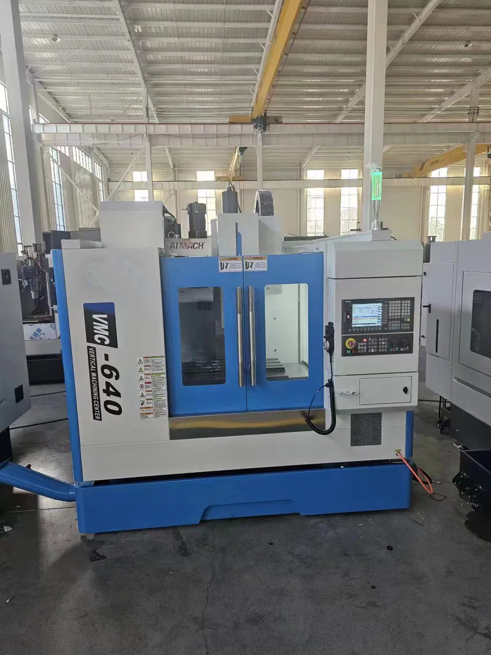 Vmc640/Xh7132A Centro de Fresadora Vertical de Precisión para Uso Industrial