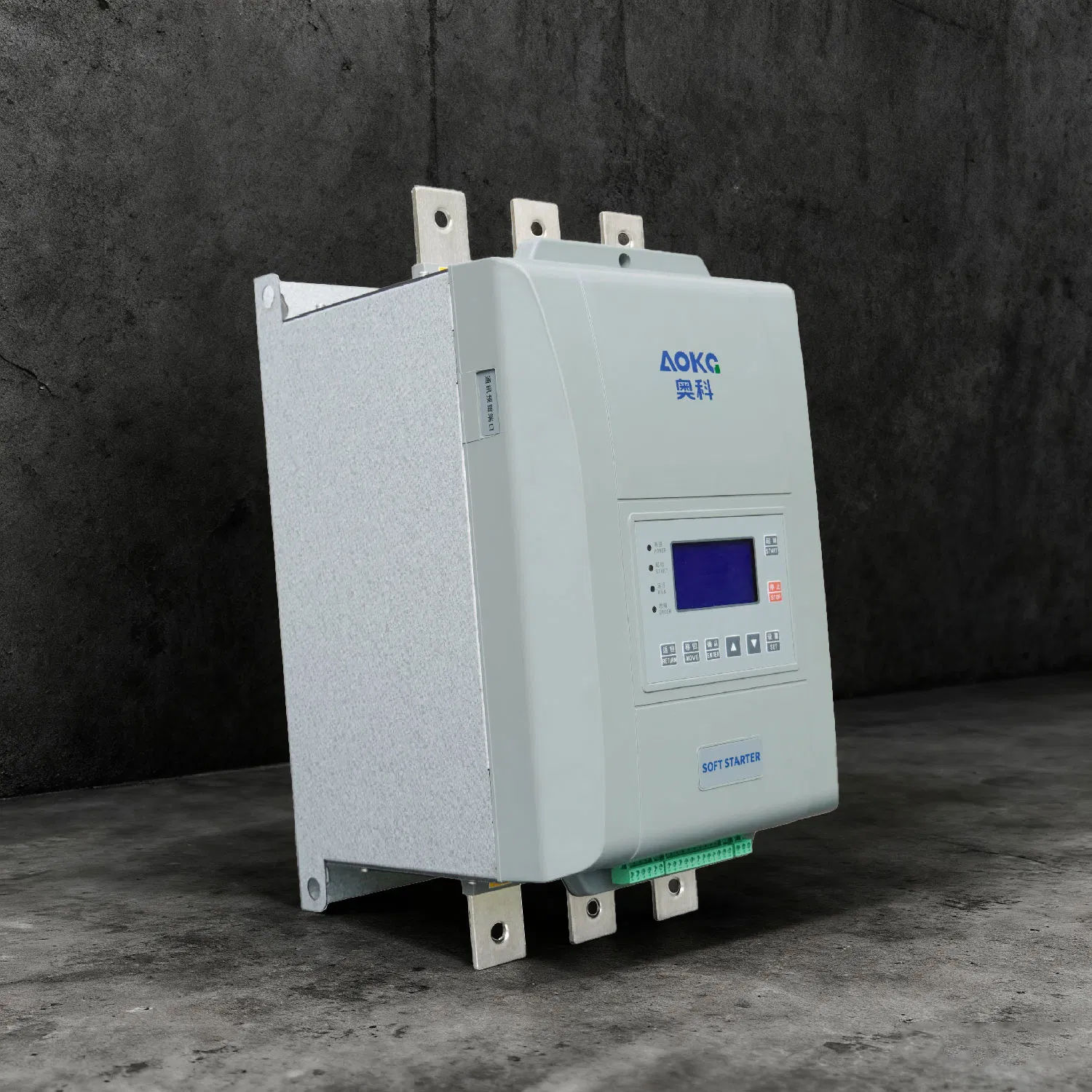 Arrancador suave de bajo voltaje de alto rendimiento con bypass incorporado para aplicaciones de motores industriales