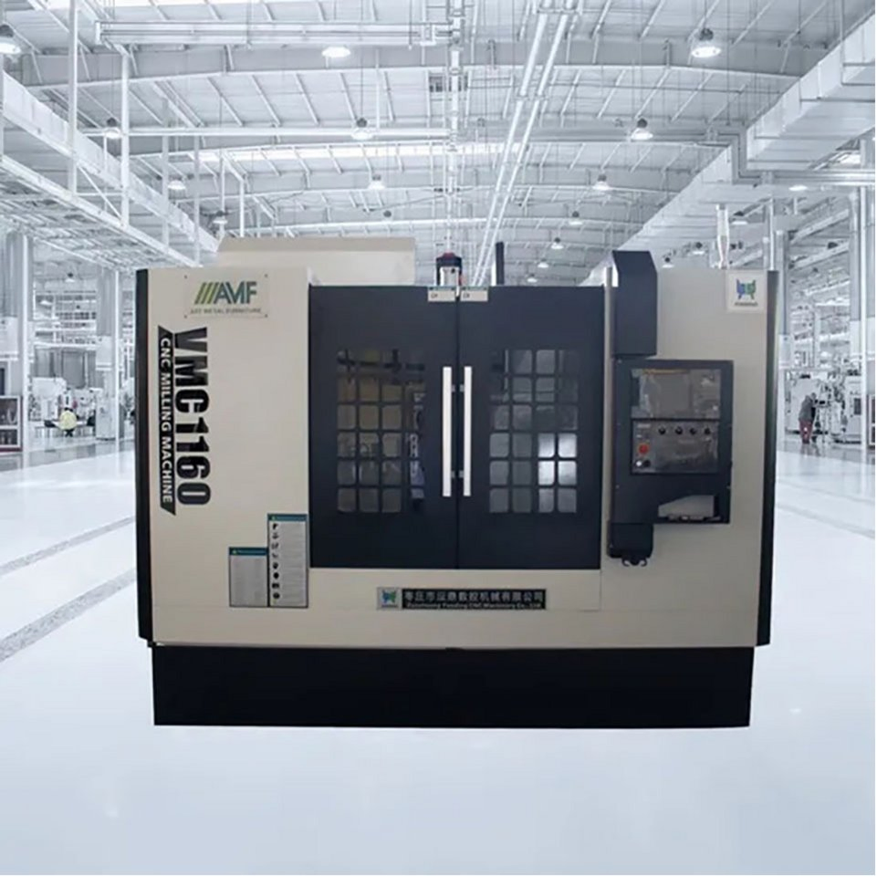 Centro de Maquinado Vertical CNC Clásico 3.4-Axis Vmc1160 Alta Precisión Sistema de Control GSK Husillo Único Bt40 Motor Condición Nuevo