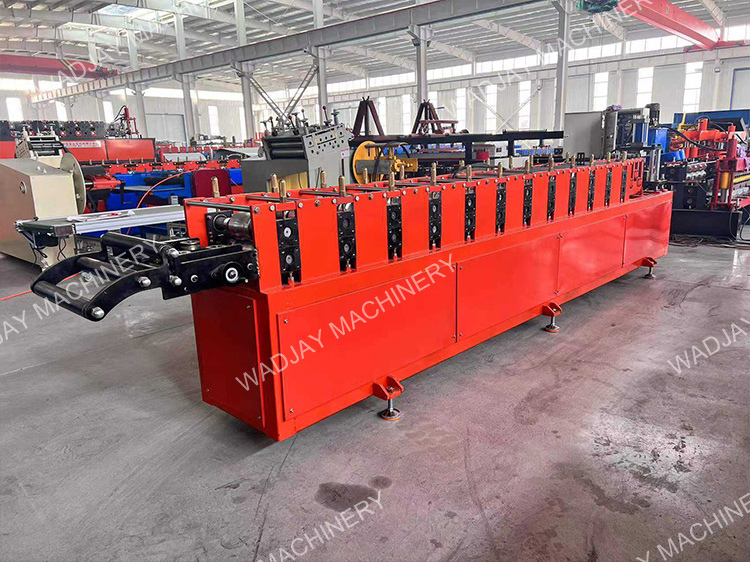 Máquina de alta calidad para la fabricación de sal de puerta de garaje