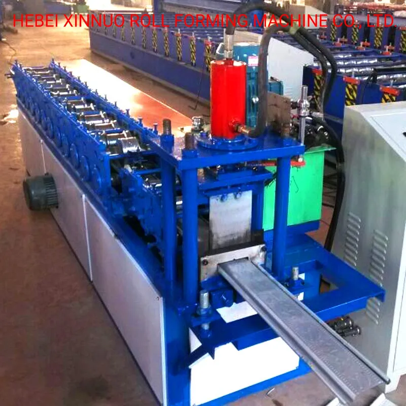 Máquina de fabricación de perfiles de puerta enrollable de chapa de acero frío CNC para puerta de persiana