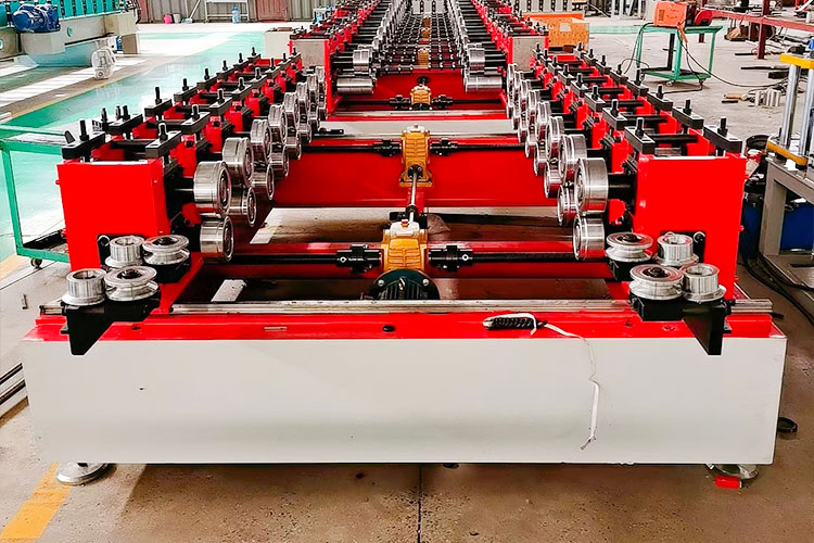 Bandeja de Cable de Alta Velocidad Múltiples Tamaños 100-1000mm Máquina de Formado en Frío para Bandejas de Cable Máquina de Fabricación de Bandejas de Cable