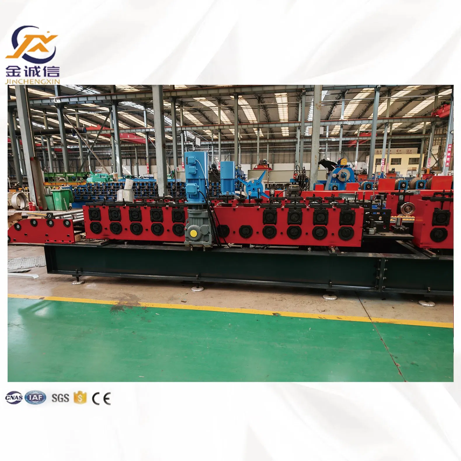 Máquina de fabricación de bandejas de cable con formación en frío totalmente automática y galvanizada previamente