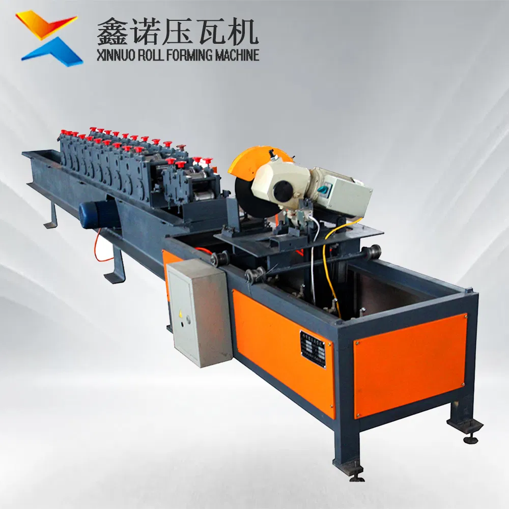 Línea de producción de máquina formadora de rollos de lamas de puerta enrollable de garaje de acero metálico PU fabricada en China